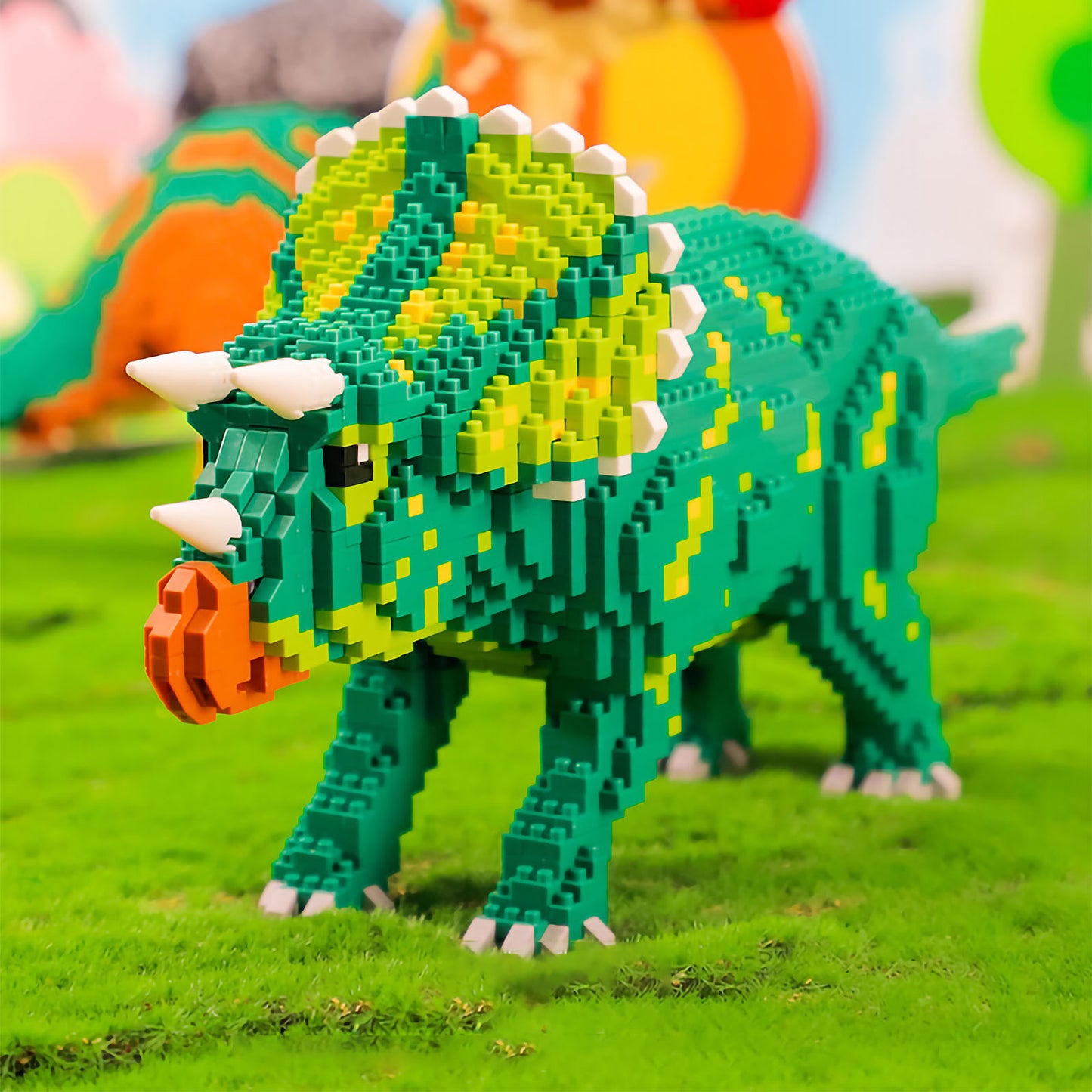 Larcele Micro 3D Building Toy Bricks,1737 Pieces KLJM-06 (Triceratops)